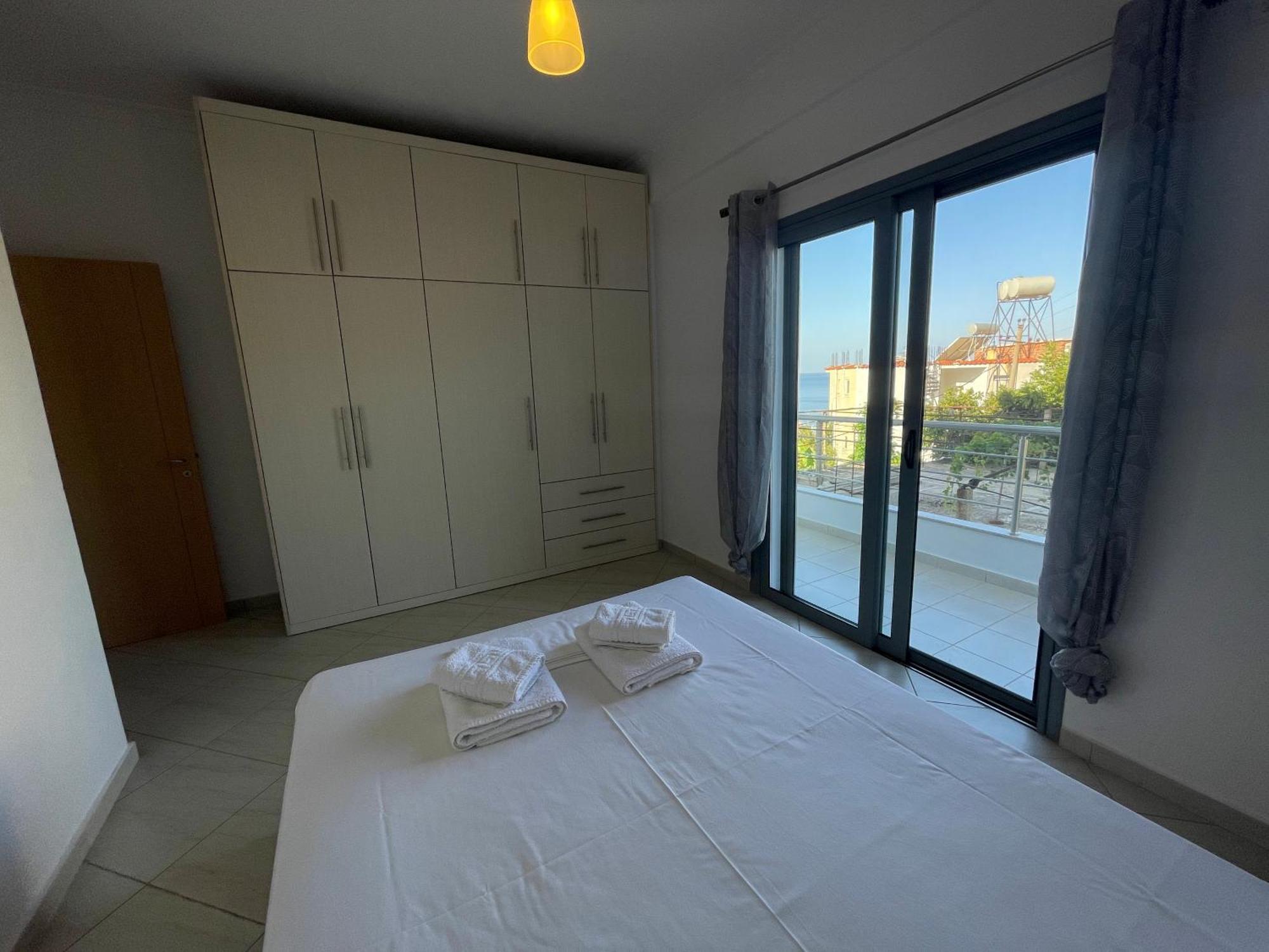Tasos Rooms Химара Экстерьер фото