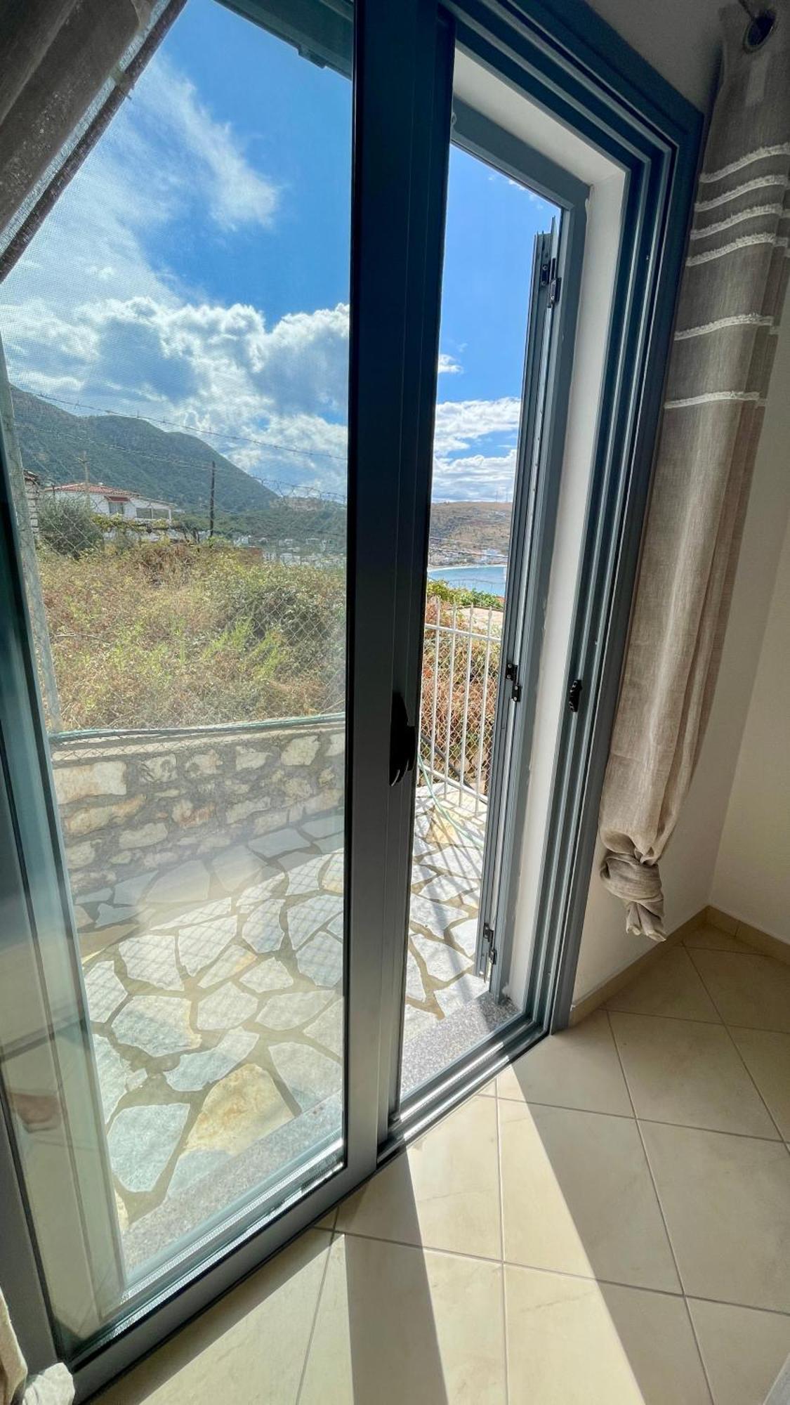 Tasos Rooms Химара Экстерьер фото