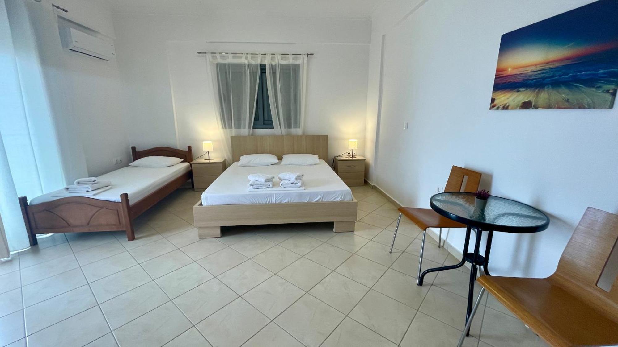 Tasos Rooms Химара Экстерьер фото