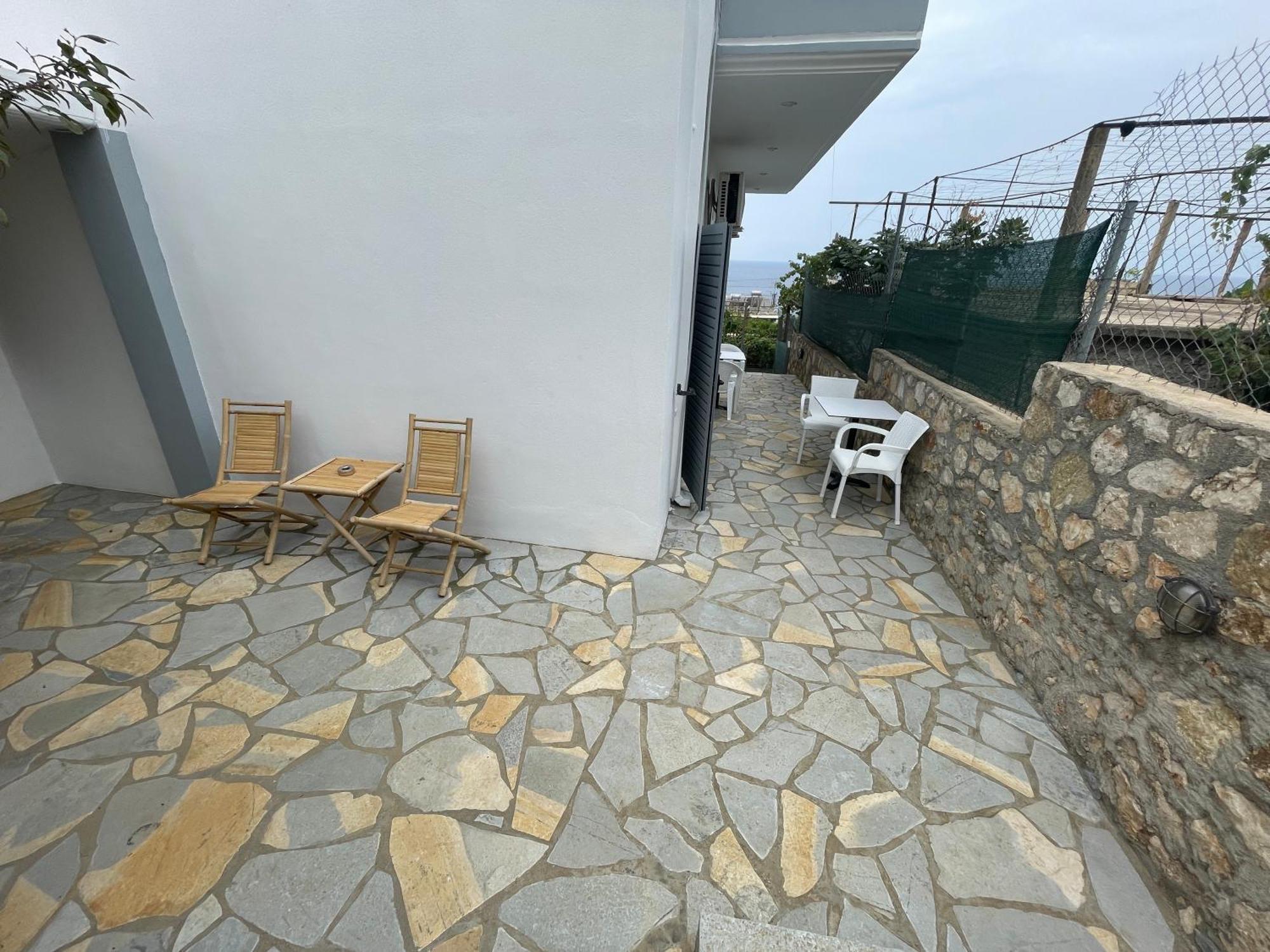 Tasos Rooms Химара Экстерьер фото